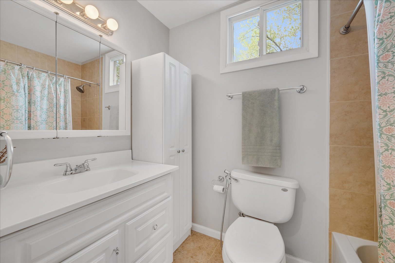 575 Jamison Lane, Hoffman Estates, IL 60169