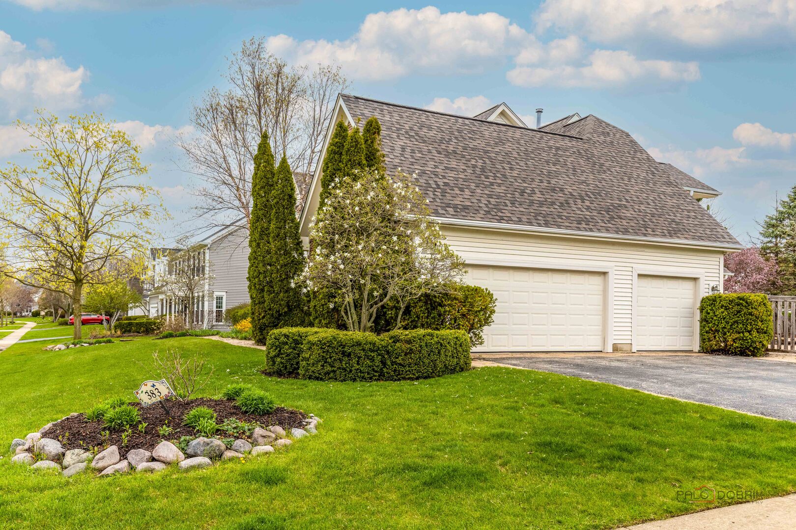 383 Barn Swallow Lane, Vernon Hills, IL 60061