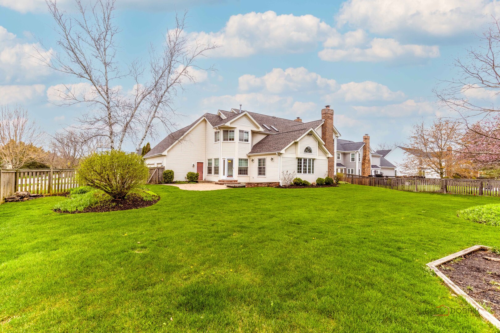 383 Barn Swallow Lane, Vernon Hills, IL 60061