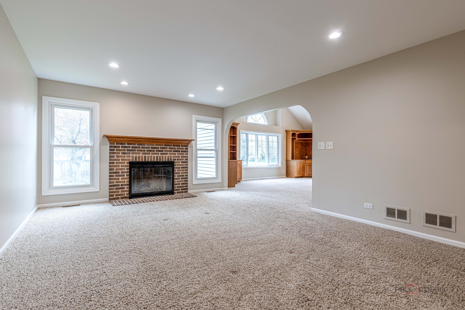 383 Barn Swallow Lane, Vernon Hills, IL 60061