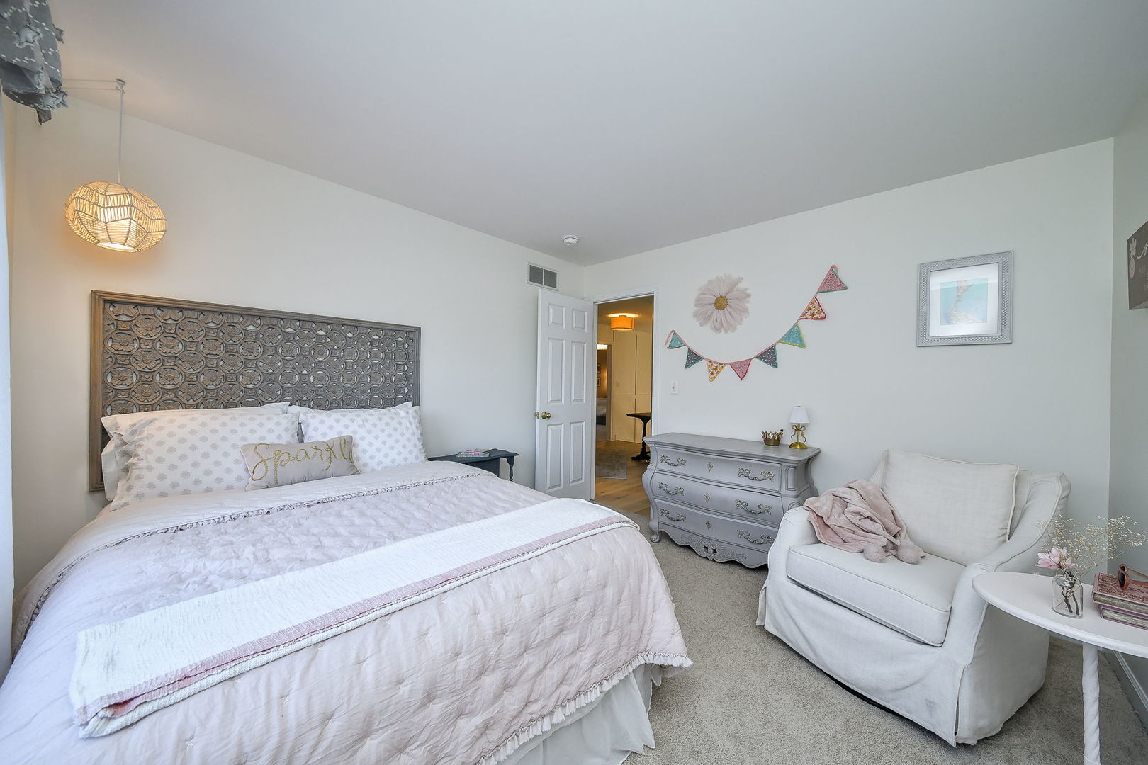 2703 Rutland Road, Naperville, IL 60564