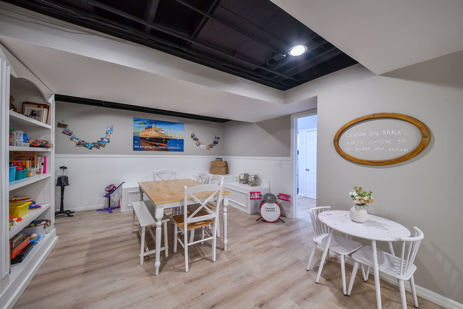 2703 Rutland Road, Naperville, IL 60564