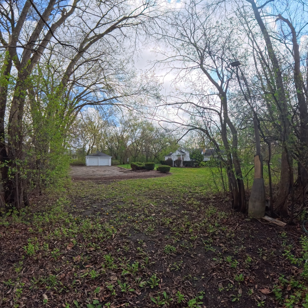 805 E Palatine Road, Palatine, IL 60074