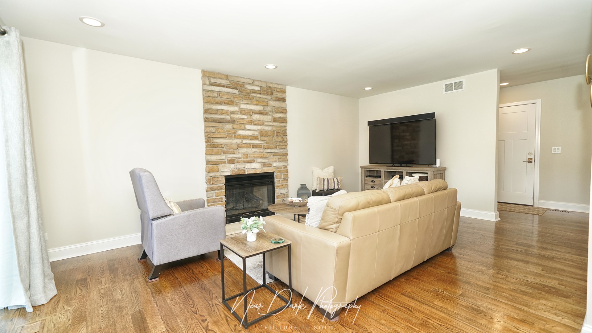 3240 Midlane Drive, Wadsworth, IL 60083