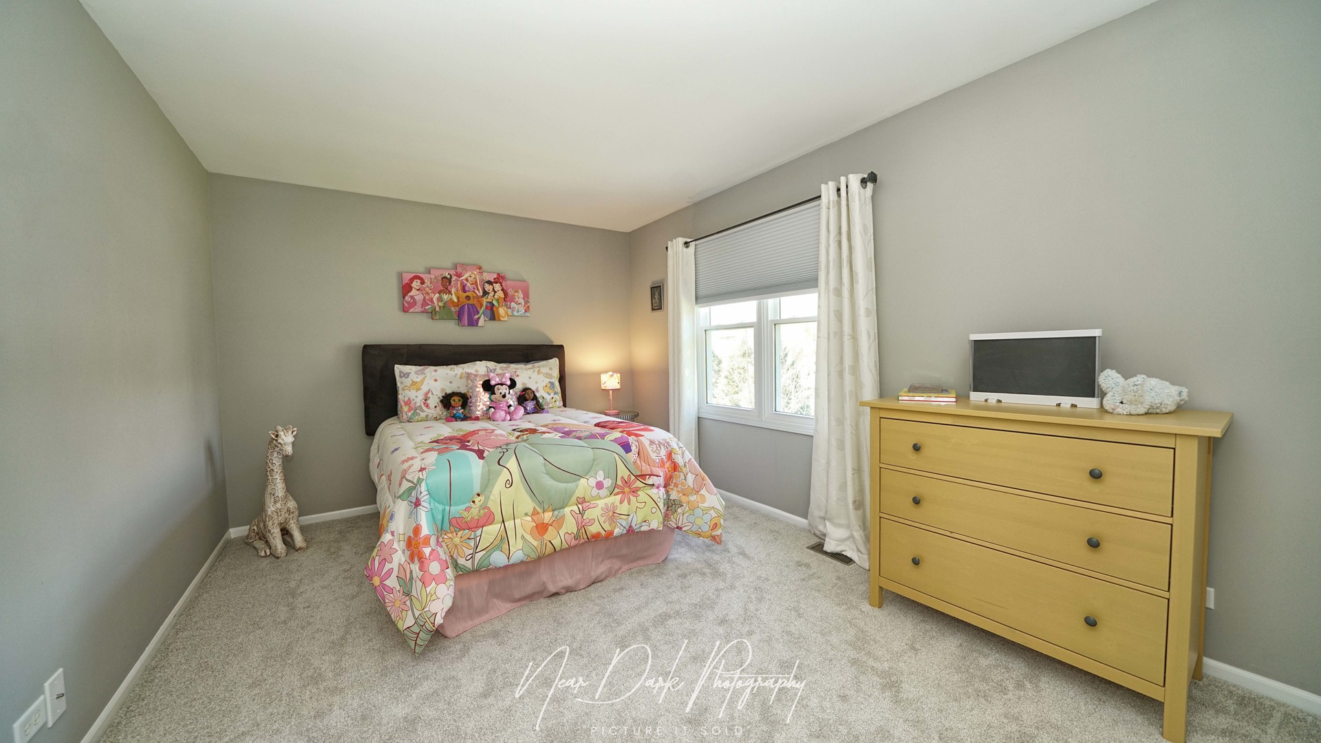 3240 Midlane Drive, Wadsworth, IL 60083