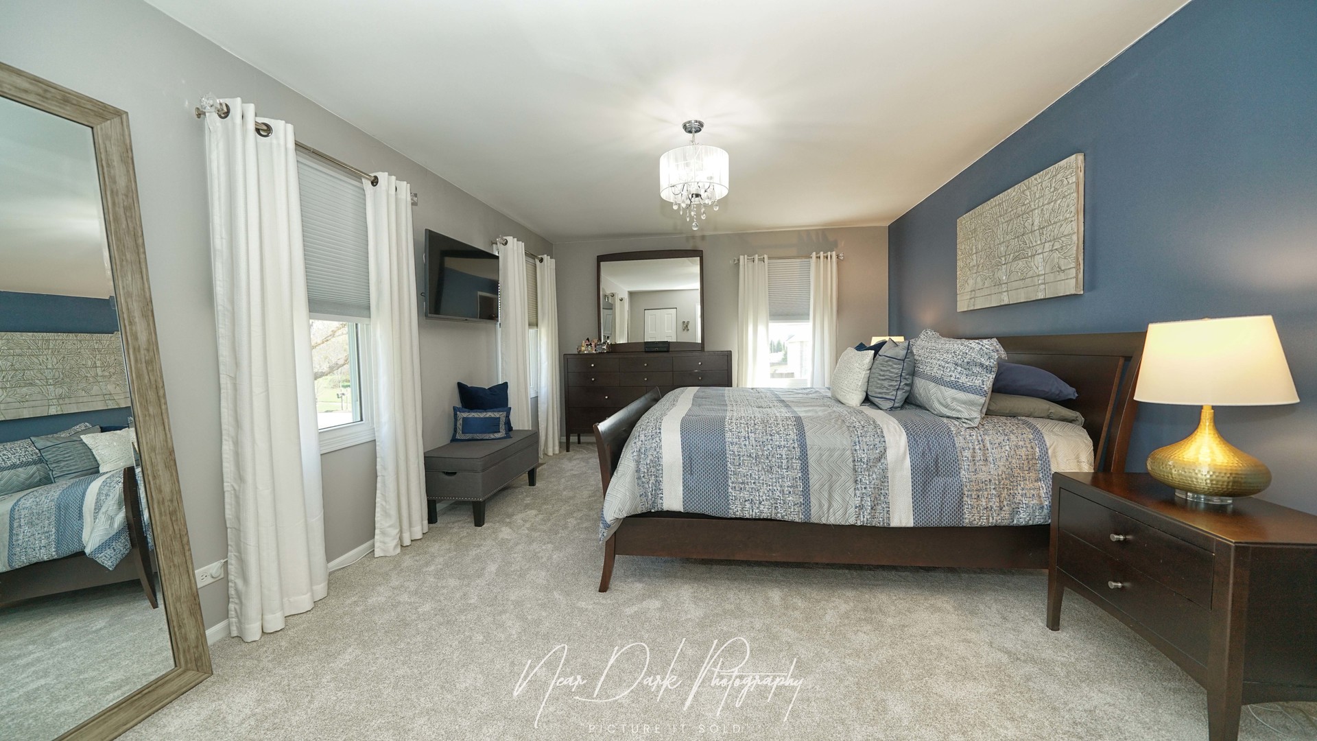 3240 Midlane Drive, Wadsworth, IL 60083