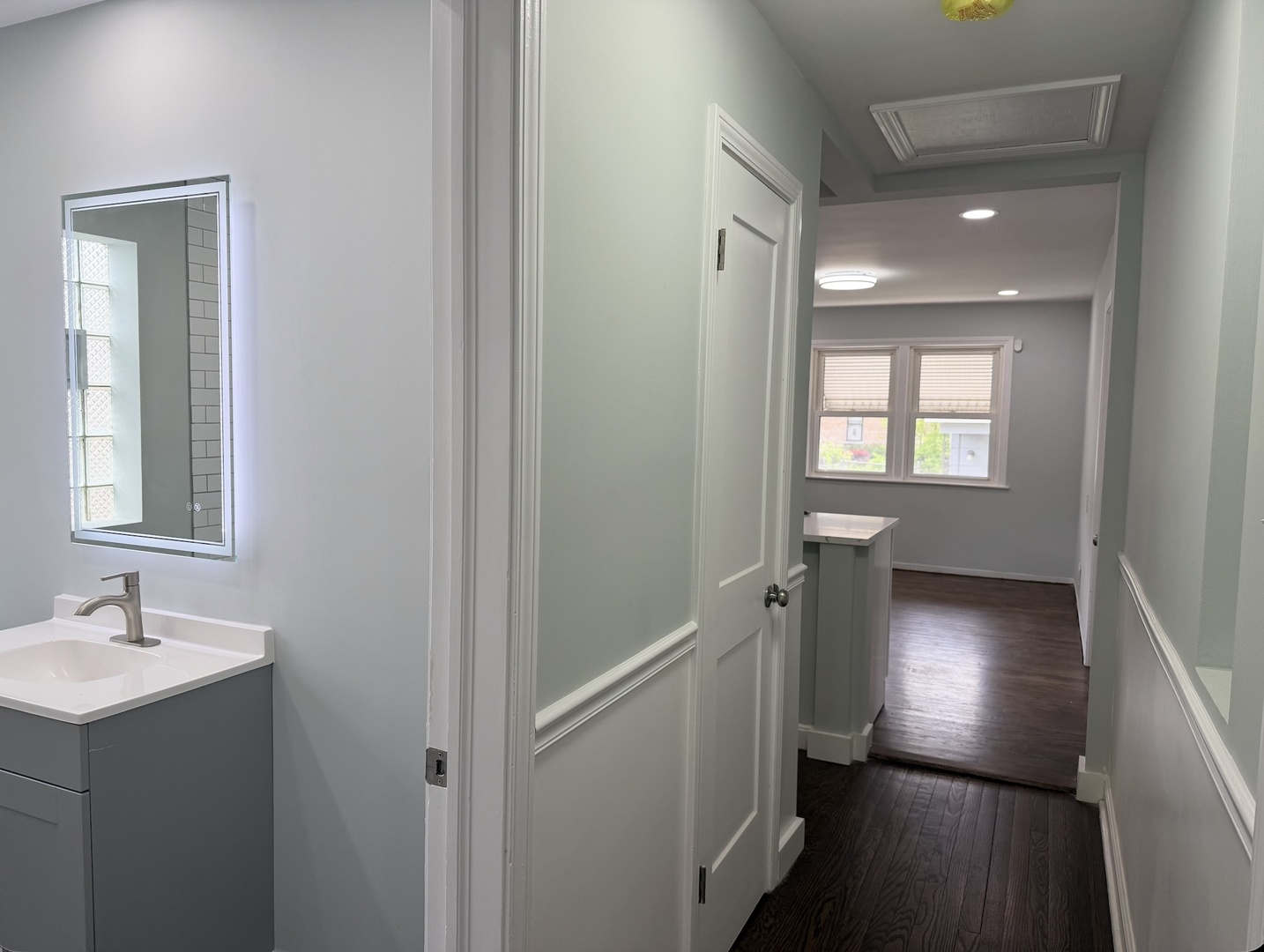 9028 S Carpenter Street, Chicago, IL 60620