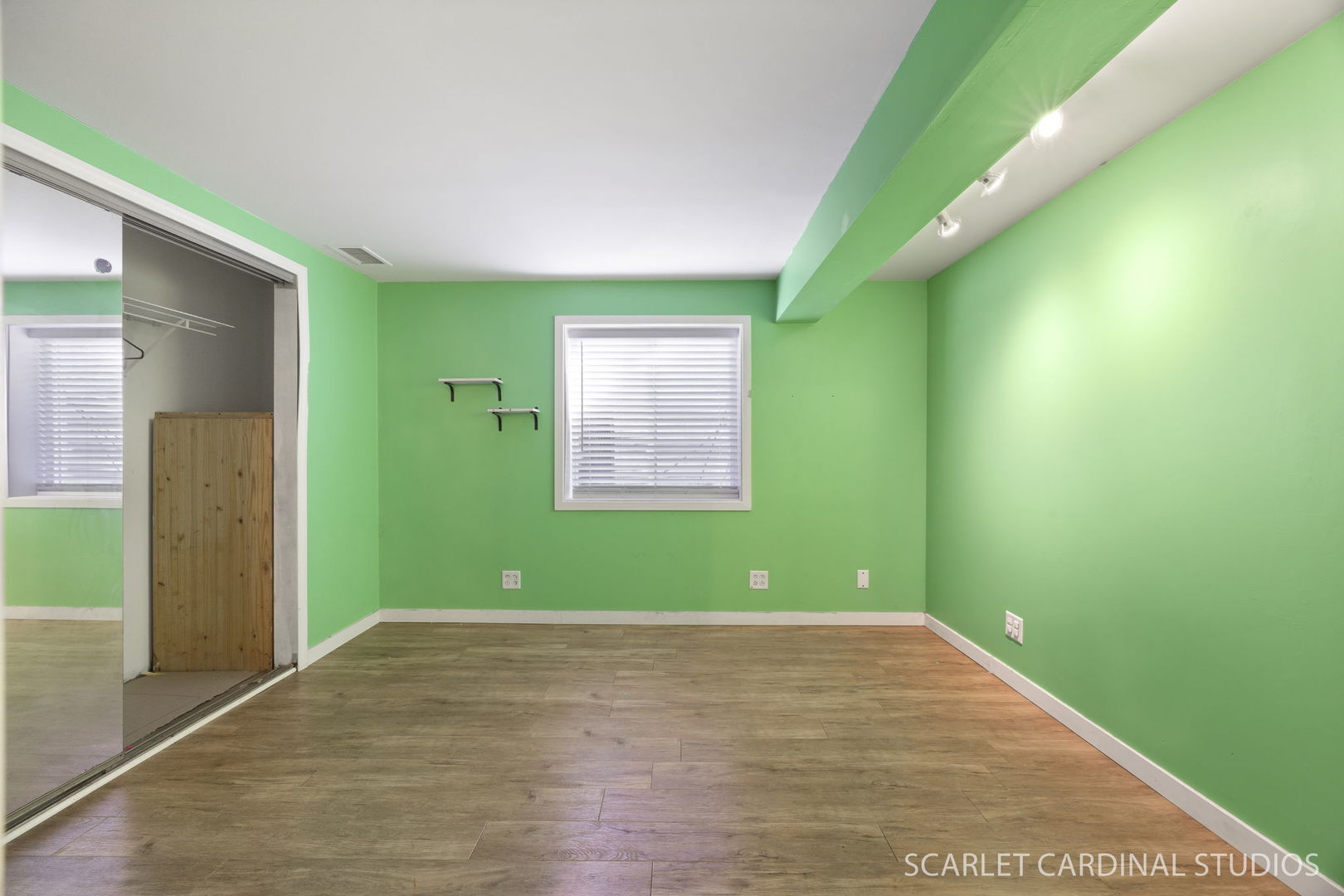 1190 Delta Drive #101A, Elgin, IL 60123