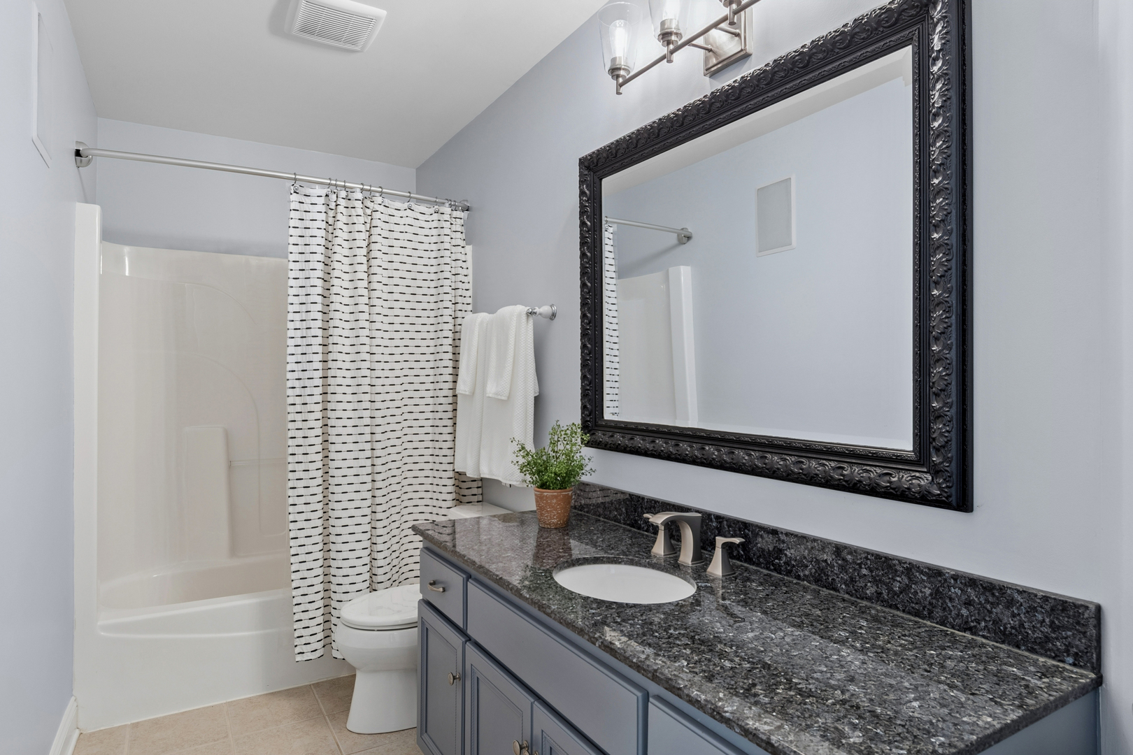 25822 Meadowland Circle, Plainfield, IL 60585