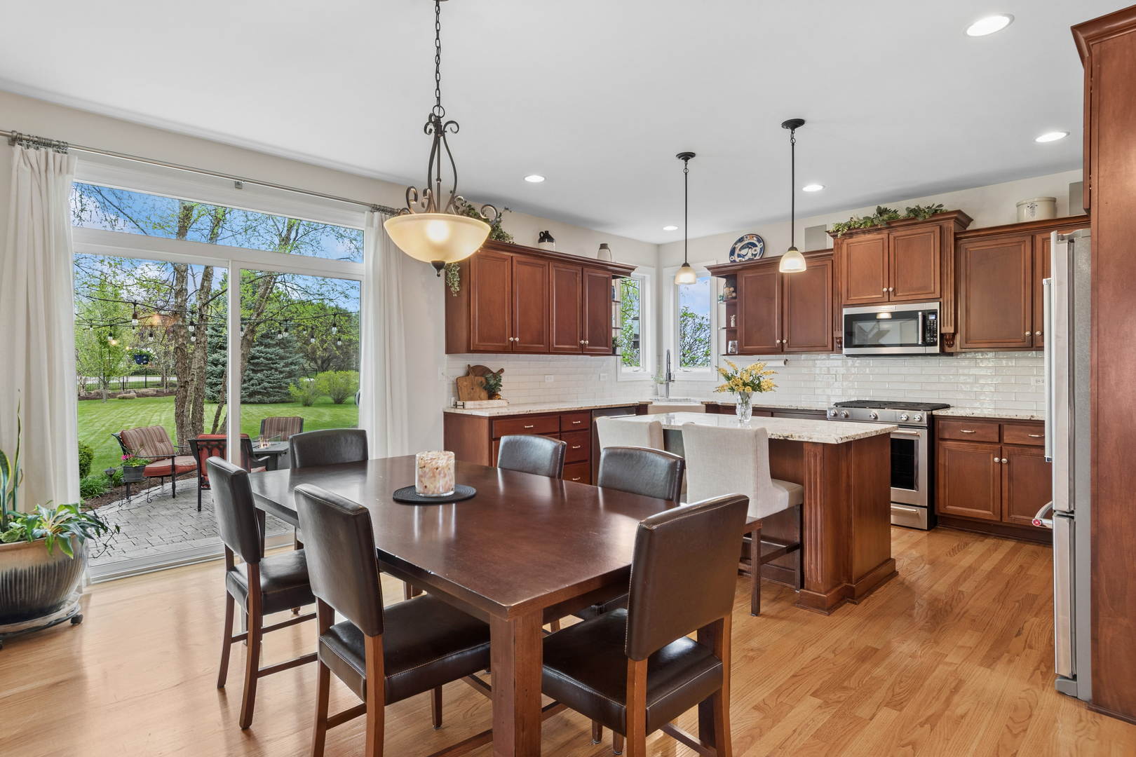 25822 Meadowland Circle, Plainfield, IL 60585