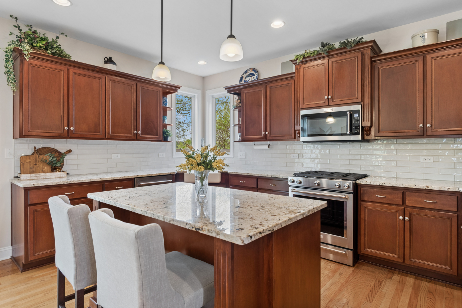 25822 Meadowland Circle, Plainfield, IL 60585