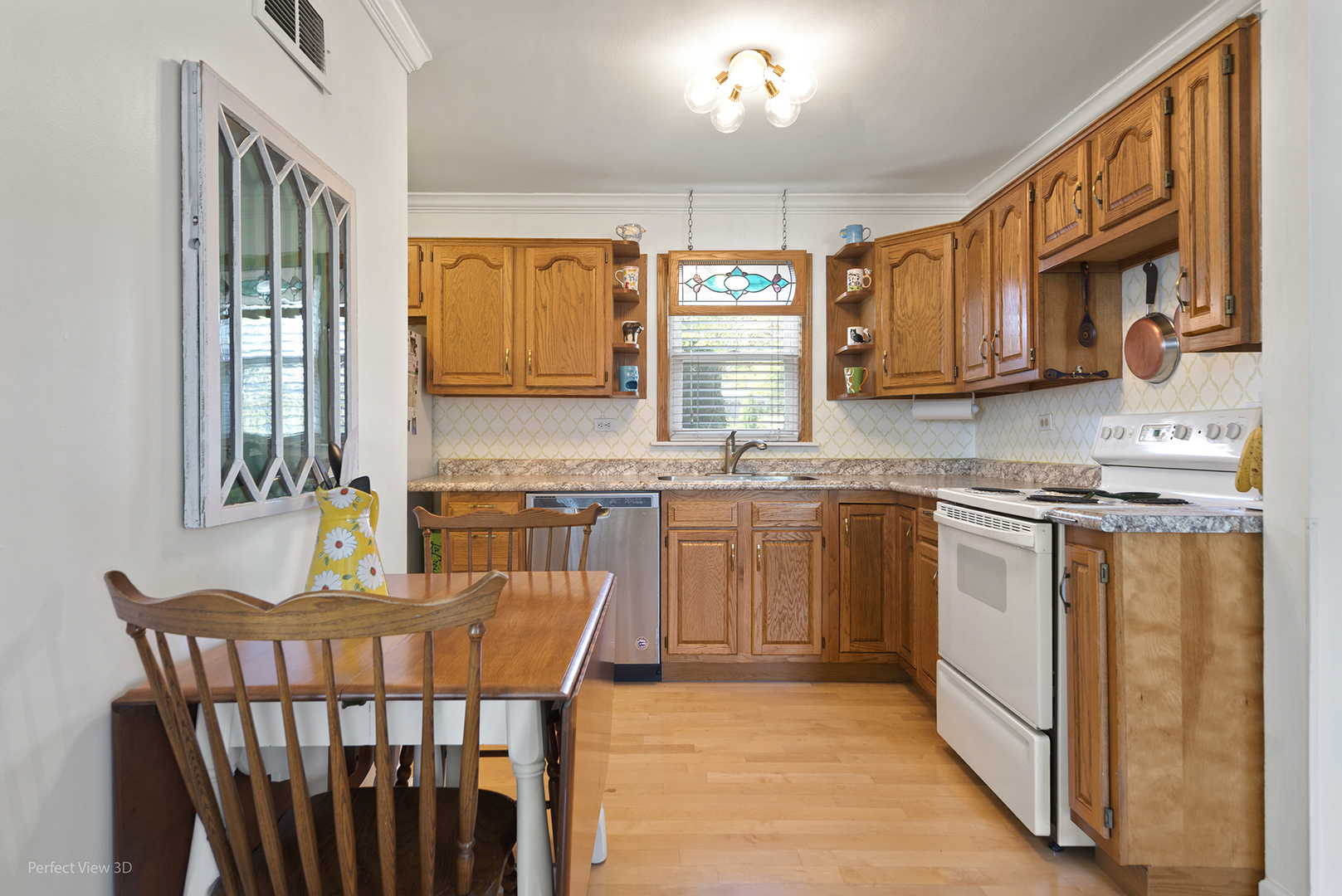 28W725 Main Street, Warrenville, IL 60555