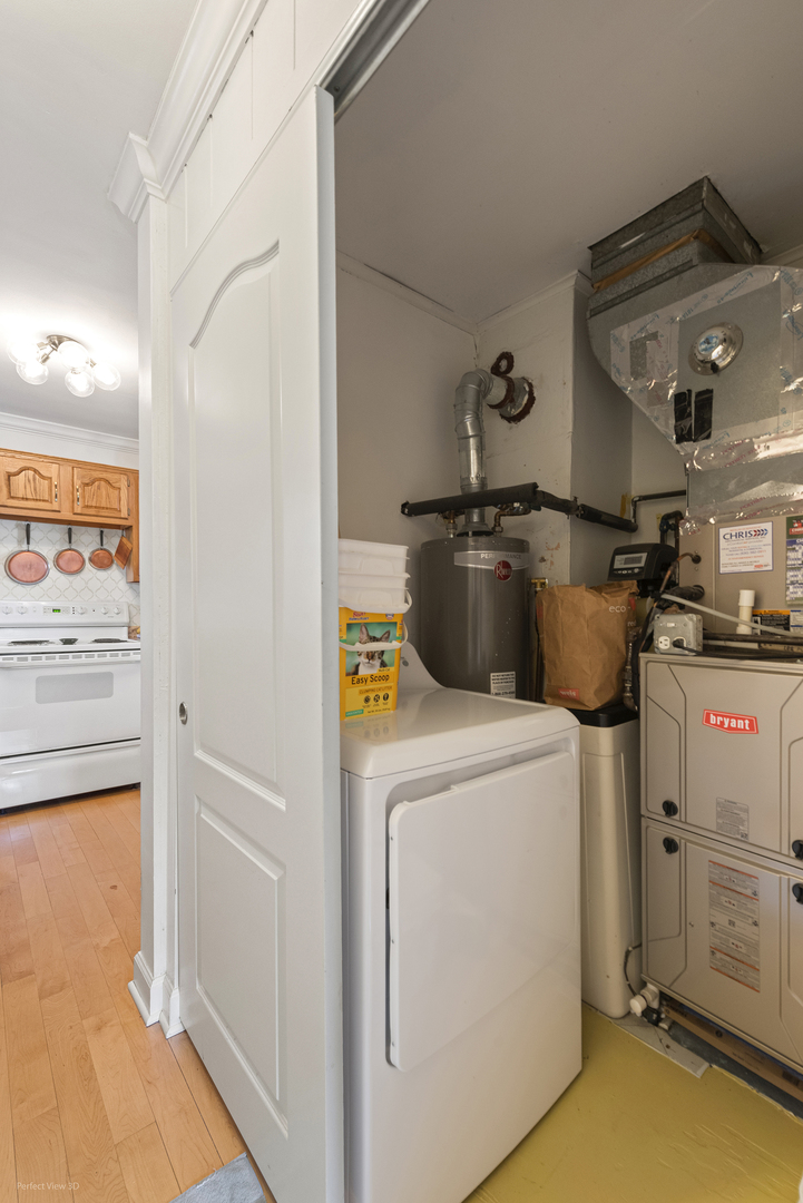 28W725 Main Street, Warrenville, IL 60555