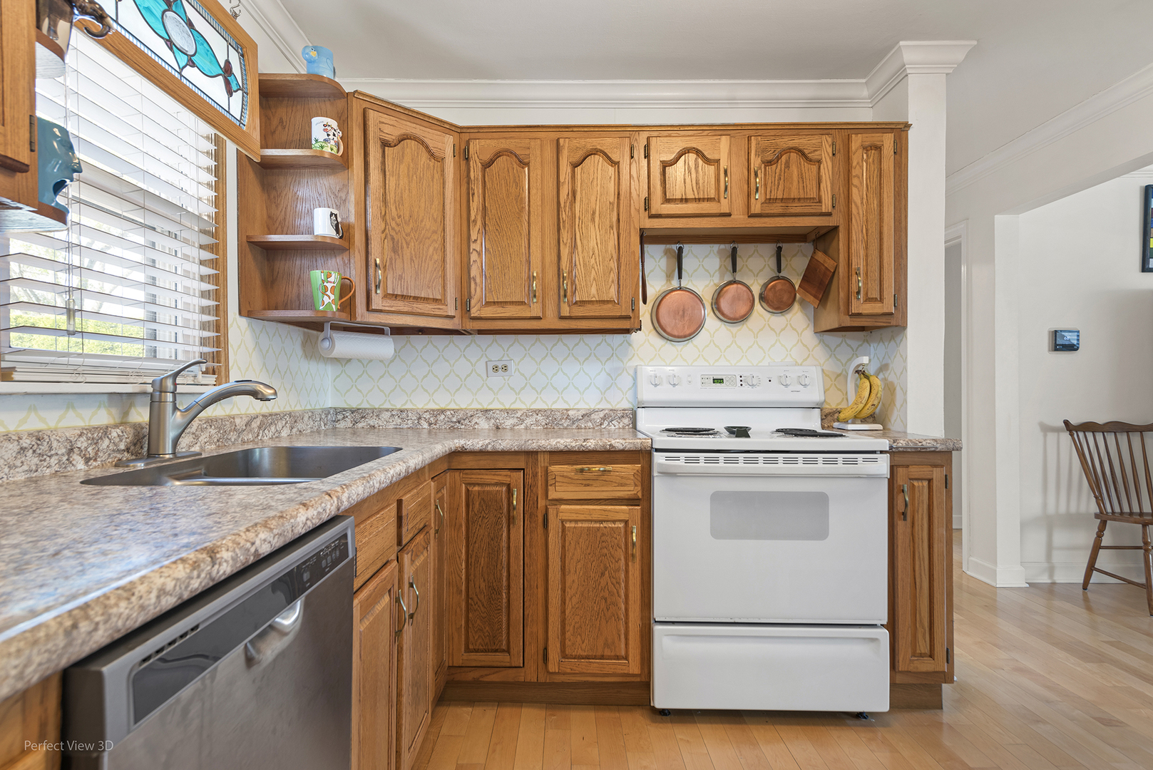 28W725 Main Street, Warrenville, IL 60555