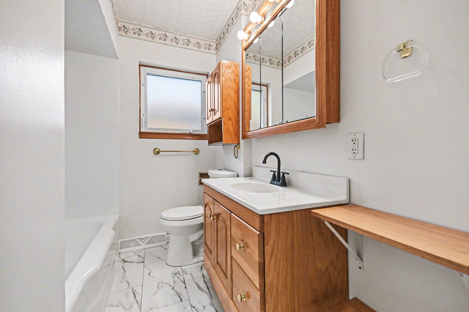 2301 Elm Street, River Grove, IL 60171