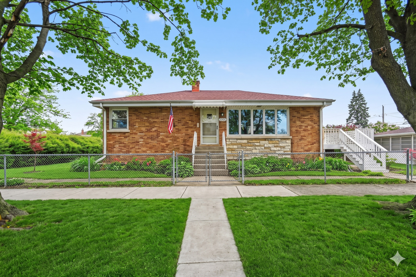 2301 Elm Street, River Grove, IL 60171