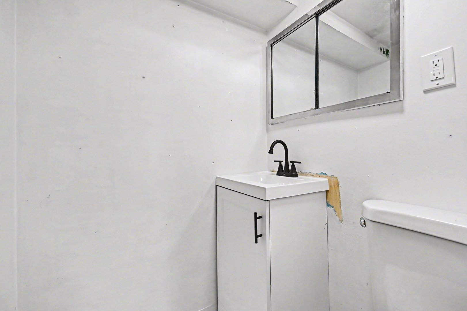 2301 Elm Street, River Grove, IL 60171