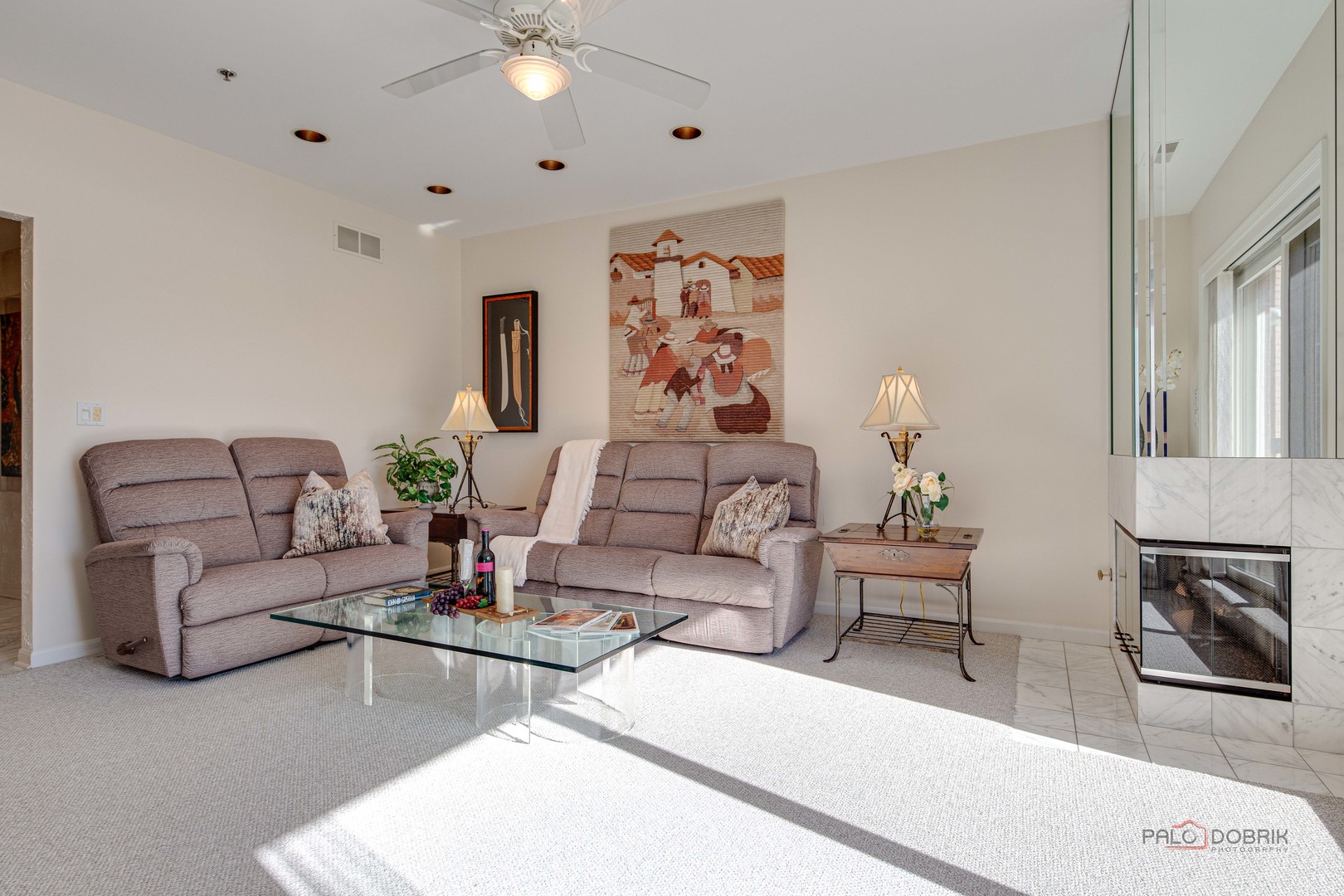 209 Rivershire Lane #203, Lincolnshire, IL 60069