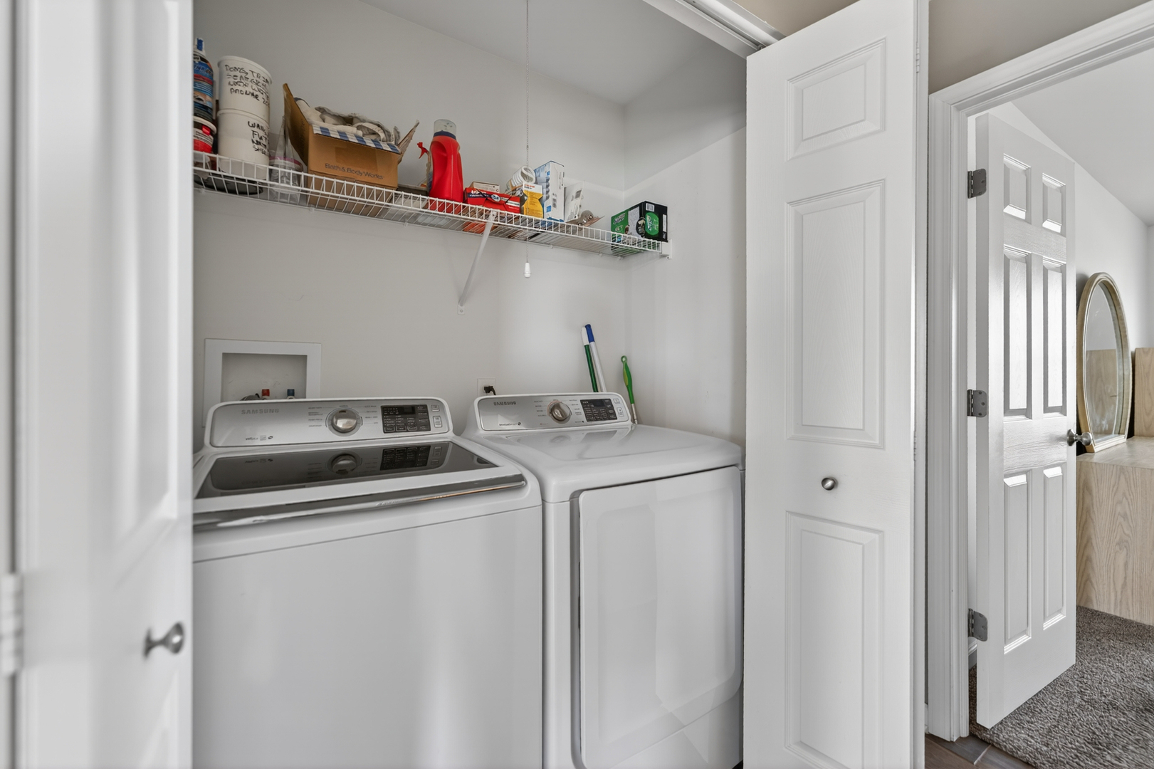 696 Vine Street, Hampshire, IL 60140