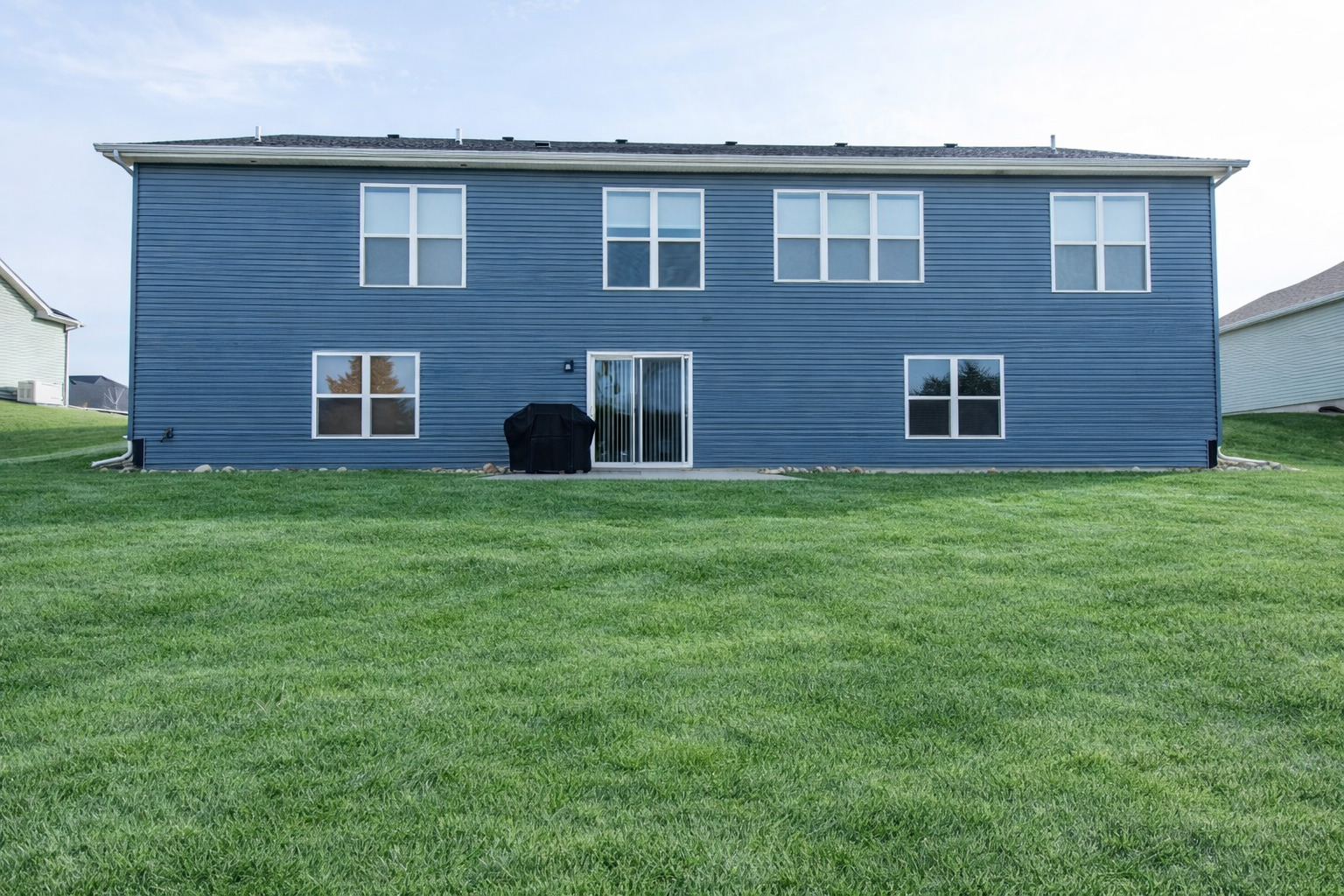 2214 Truman Trail, McHenry, IL 60051