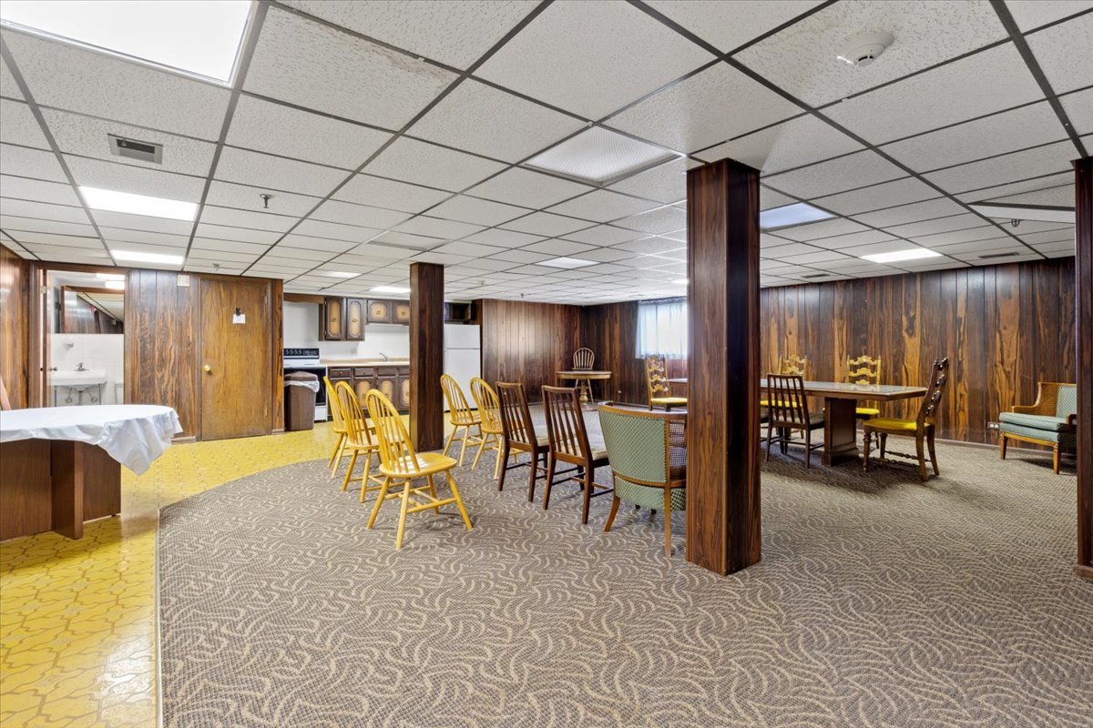 1255 W Prospect Avenue #109, Mount Prospect, IL 60056