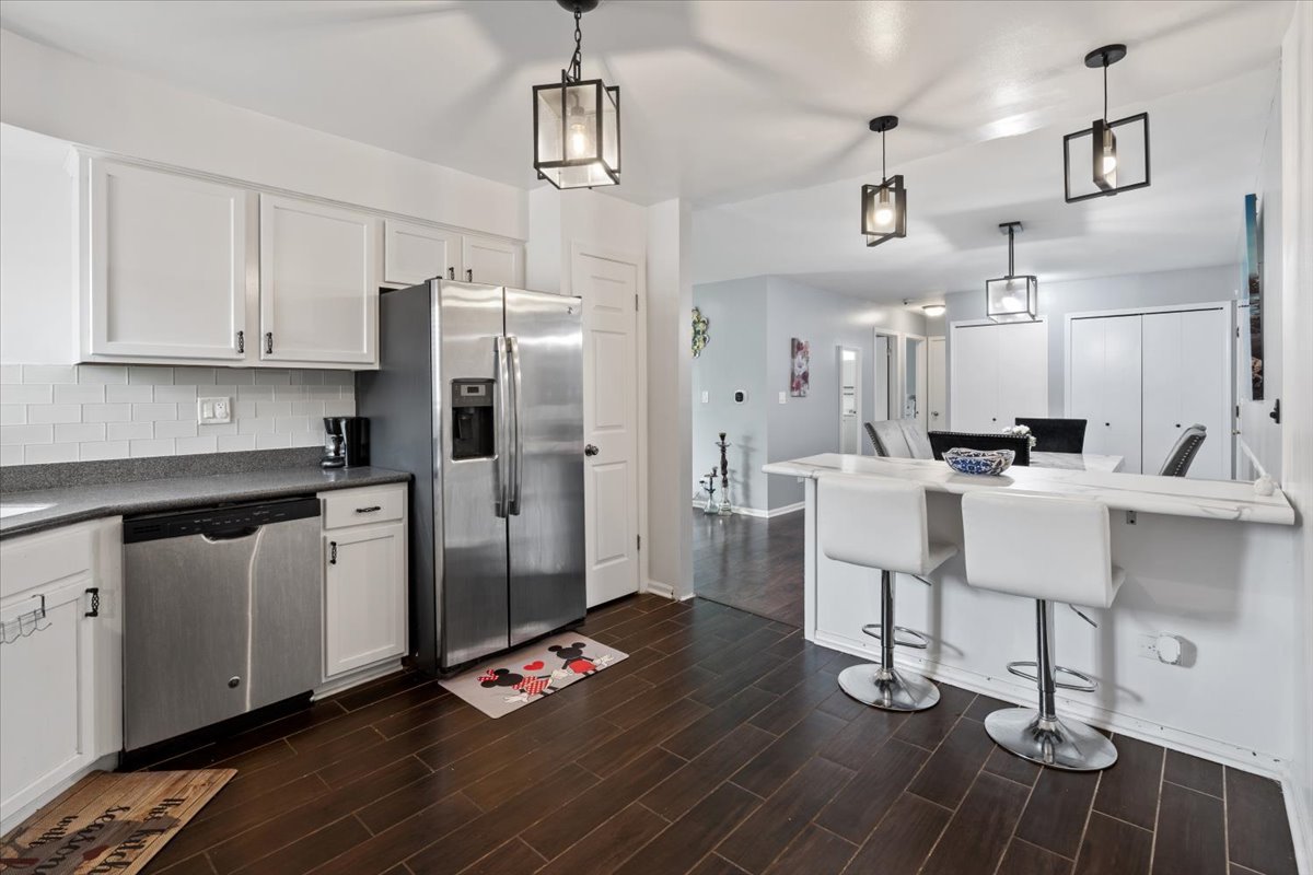 1255 W Prospect Avenue #109, Mount Prospect, IL 60056