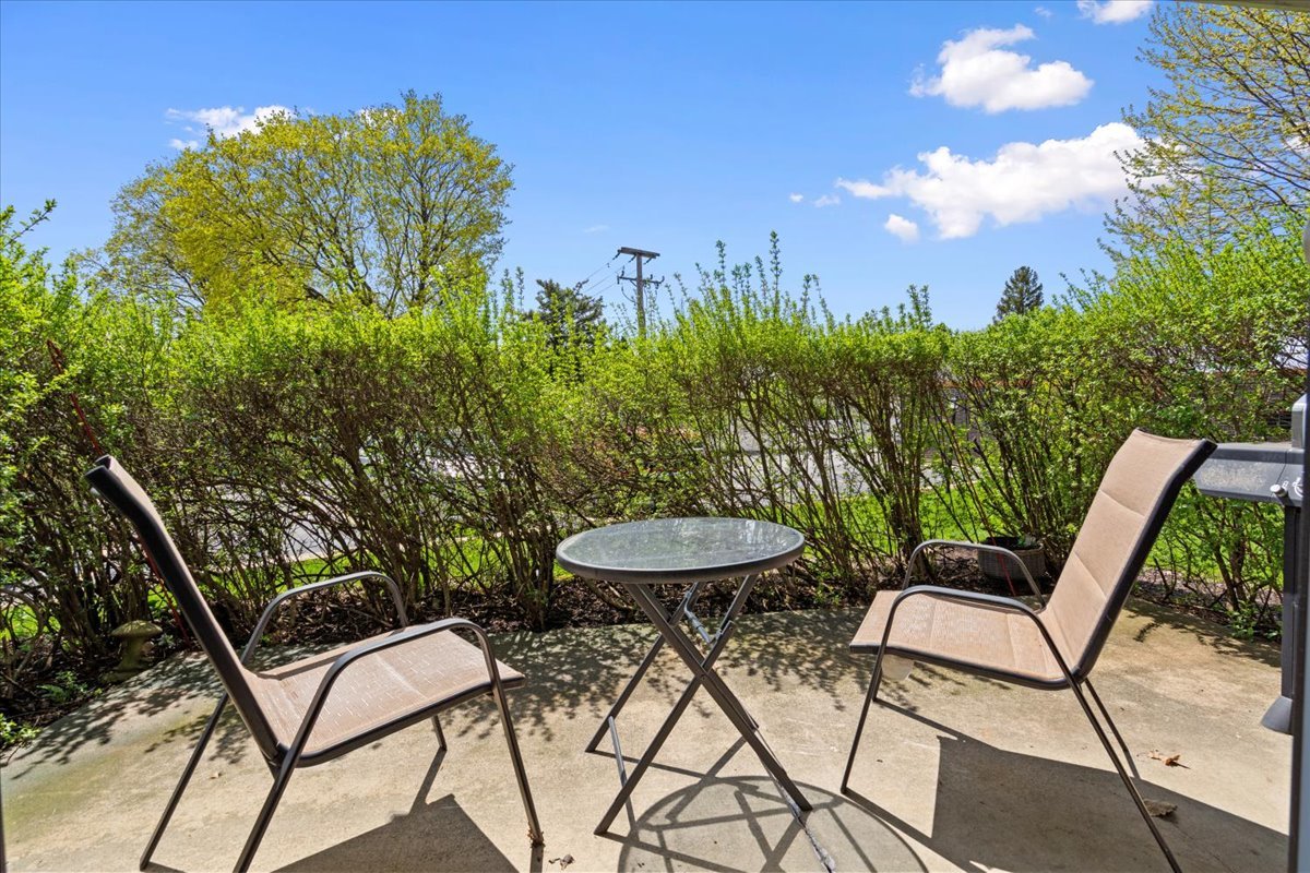 1255 W Prospect Avenue #109, Mount Prospect, IL 60056