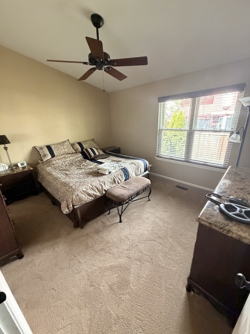 1219 Huntington Drive, Mundelein, IL 60060