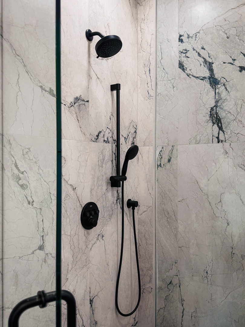 703 N Gibbons Avenue, Arlington Heights, IL 60004