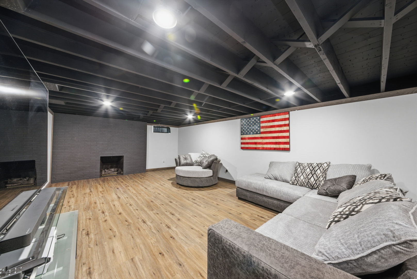 908 Curtis Avenue, Joliet, IL 60435