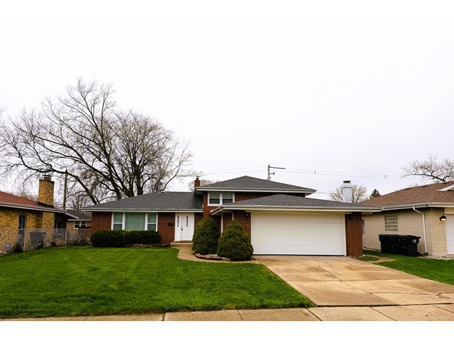 1118 E 169th Street, South Holland, IL 60473