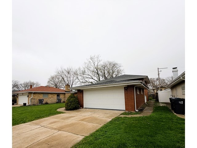 1118 E 169th Street, South Holland, IL 60473