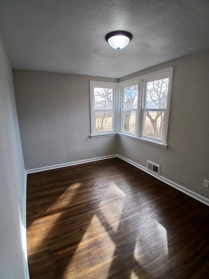 1511 N Logan Avenue, Danville, IL 61832