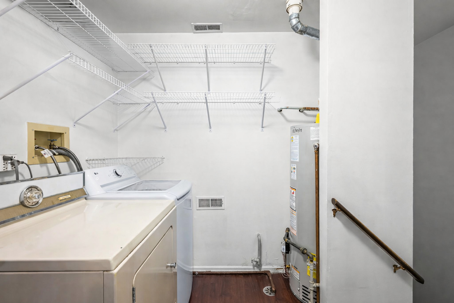 213 Winding Oak Lane, Buffalo Grove, IL 60089