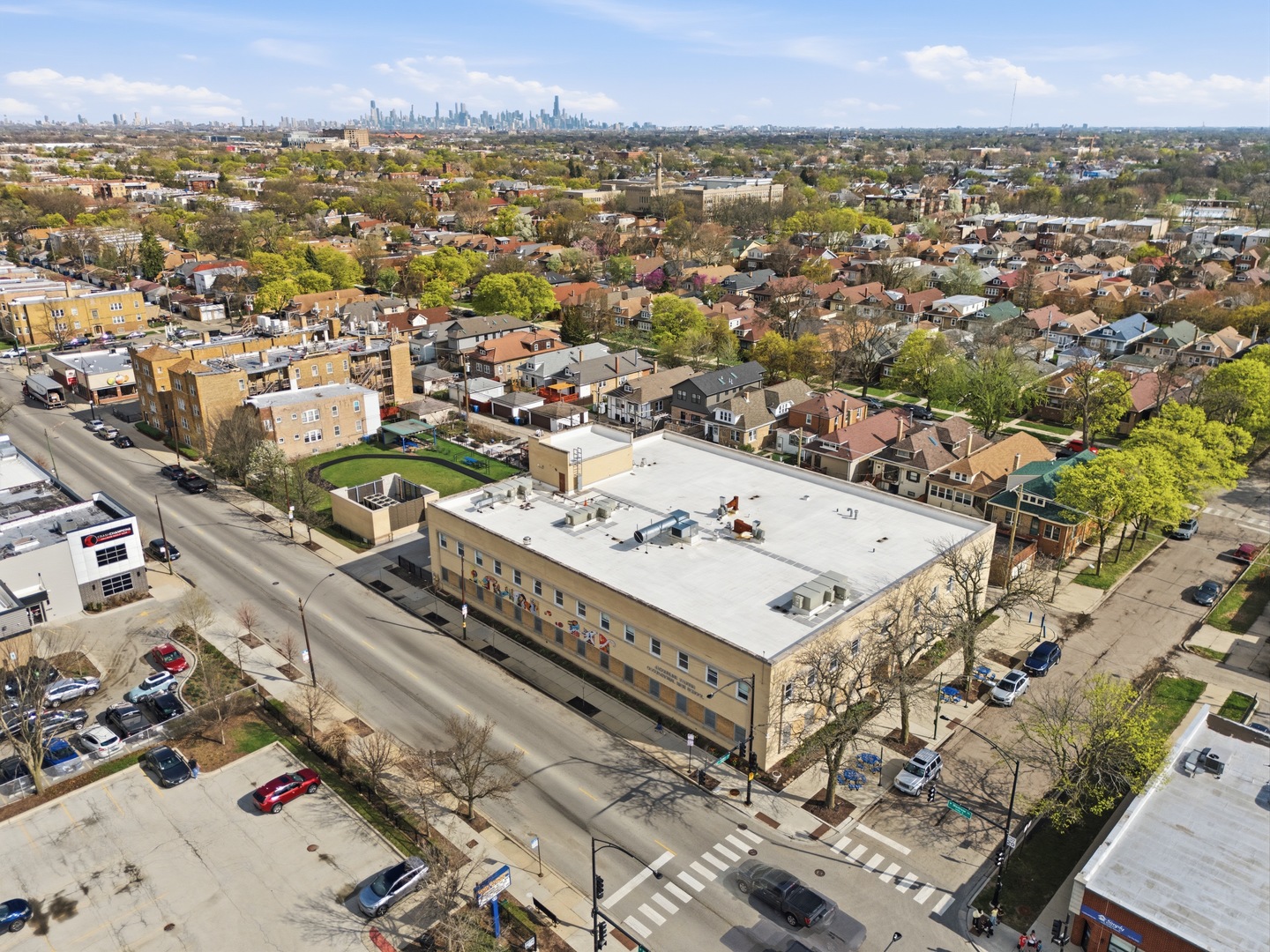 5455 W Cullom Avenue, Chicago, IL 60641