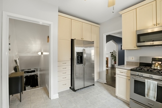 5455 W Cullom Avenue, Chicago, IL 60641