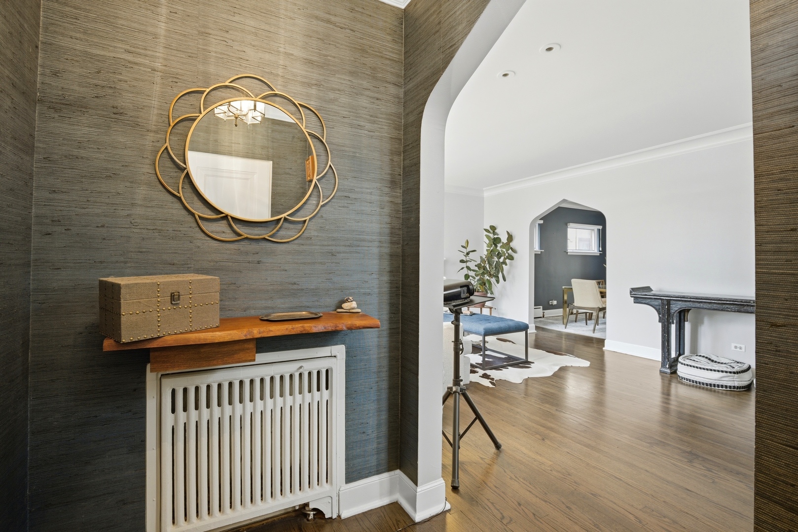 5455 W Cullom Avenue, Chicago, IL 60641