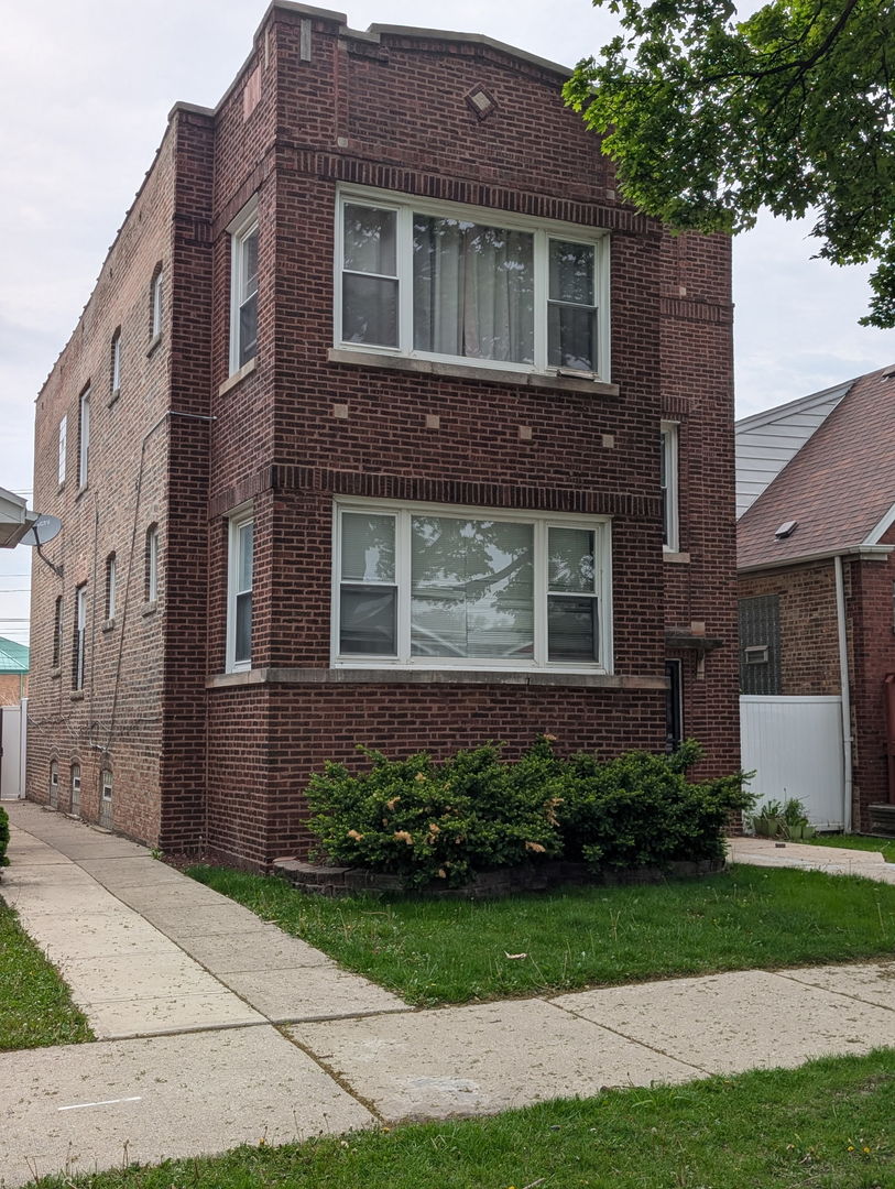 554 E 103rd Place, Chicago, IL 60628