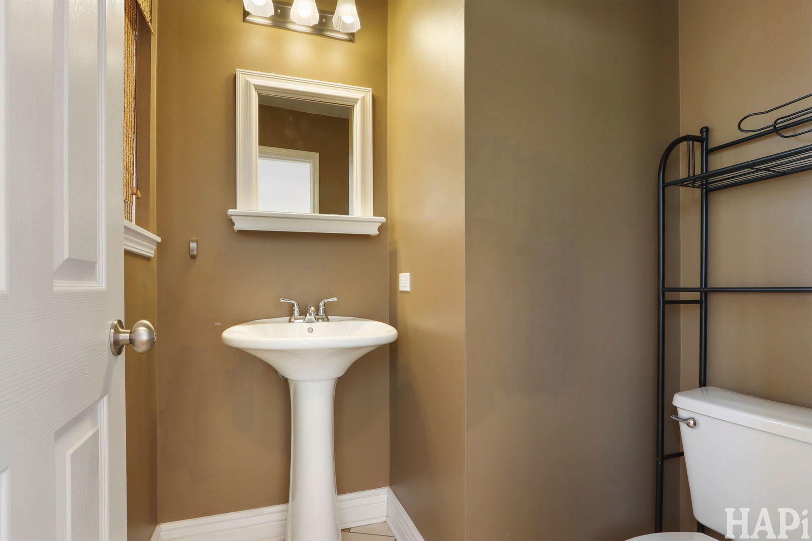 1901 BARNHILL Drive, Mundelein, IL 60060