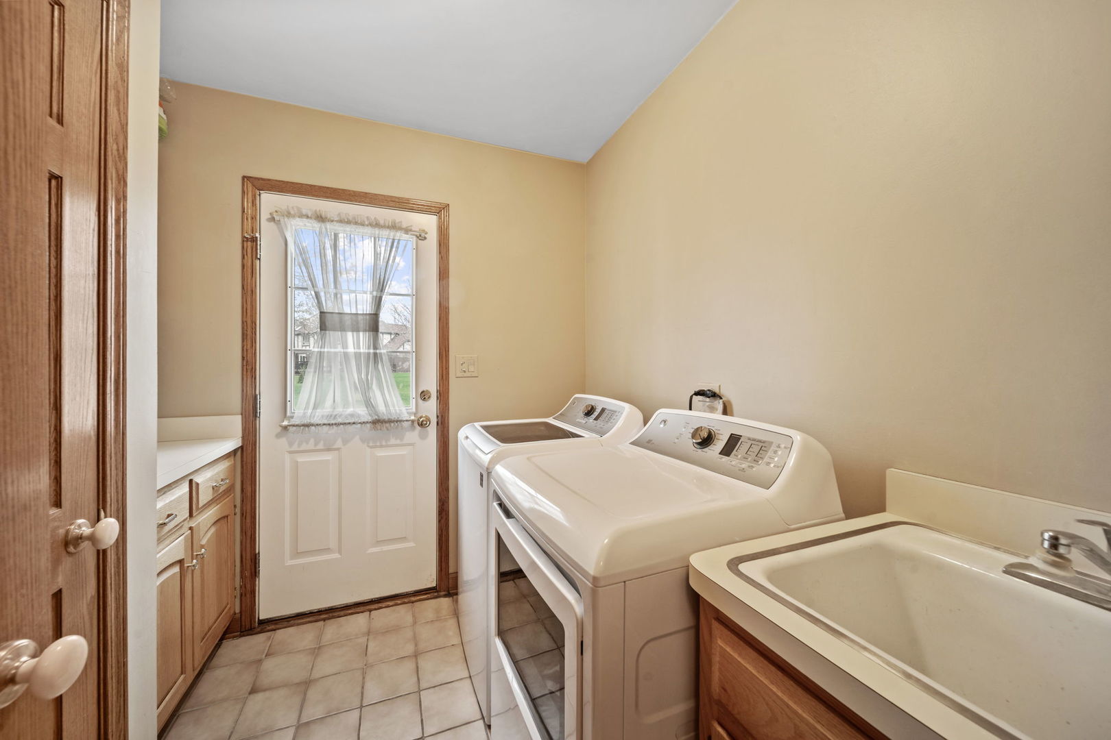 1408 DURNESS Court, Naperville, IL 60565