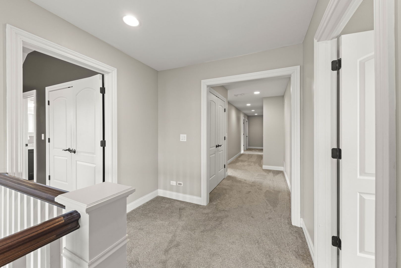 671 SHEFFIELD Circle, Sugar Grove, IL 60554