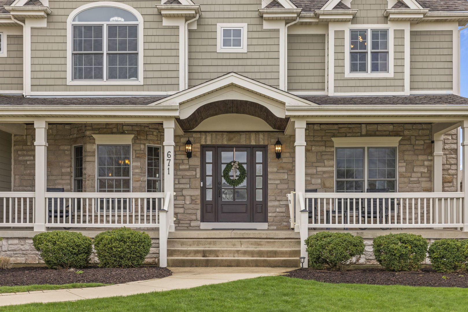 671 SHEFFIELD Circle, Sugar Grove, IL 60554