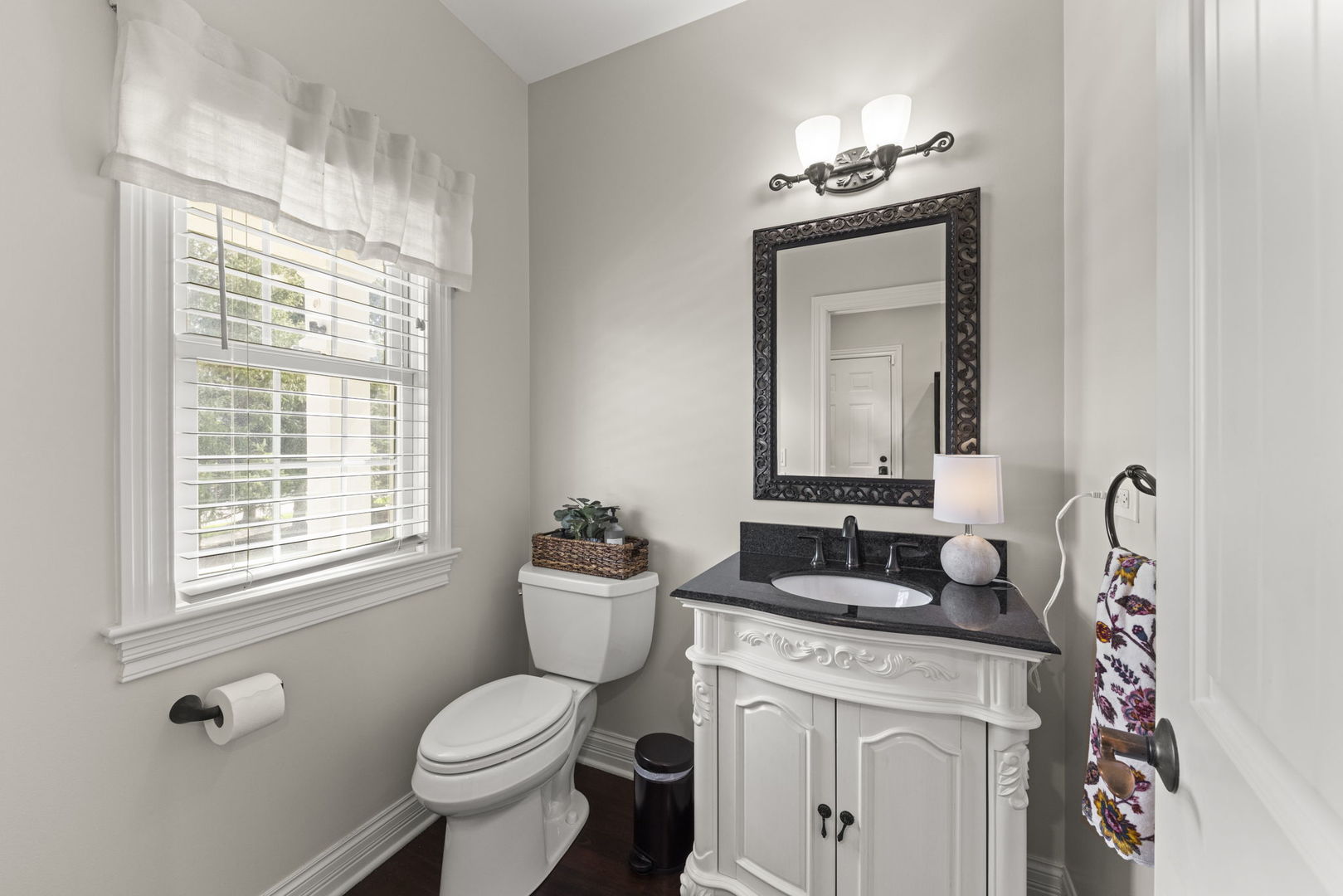 671 SHEFFIELD Circle, Sugar Grove, IL 60554