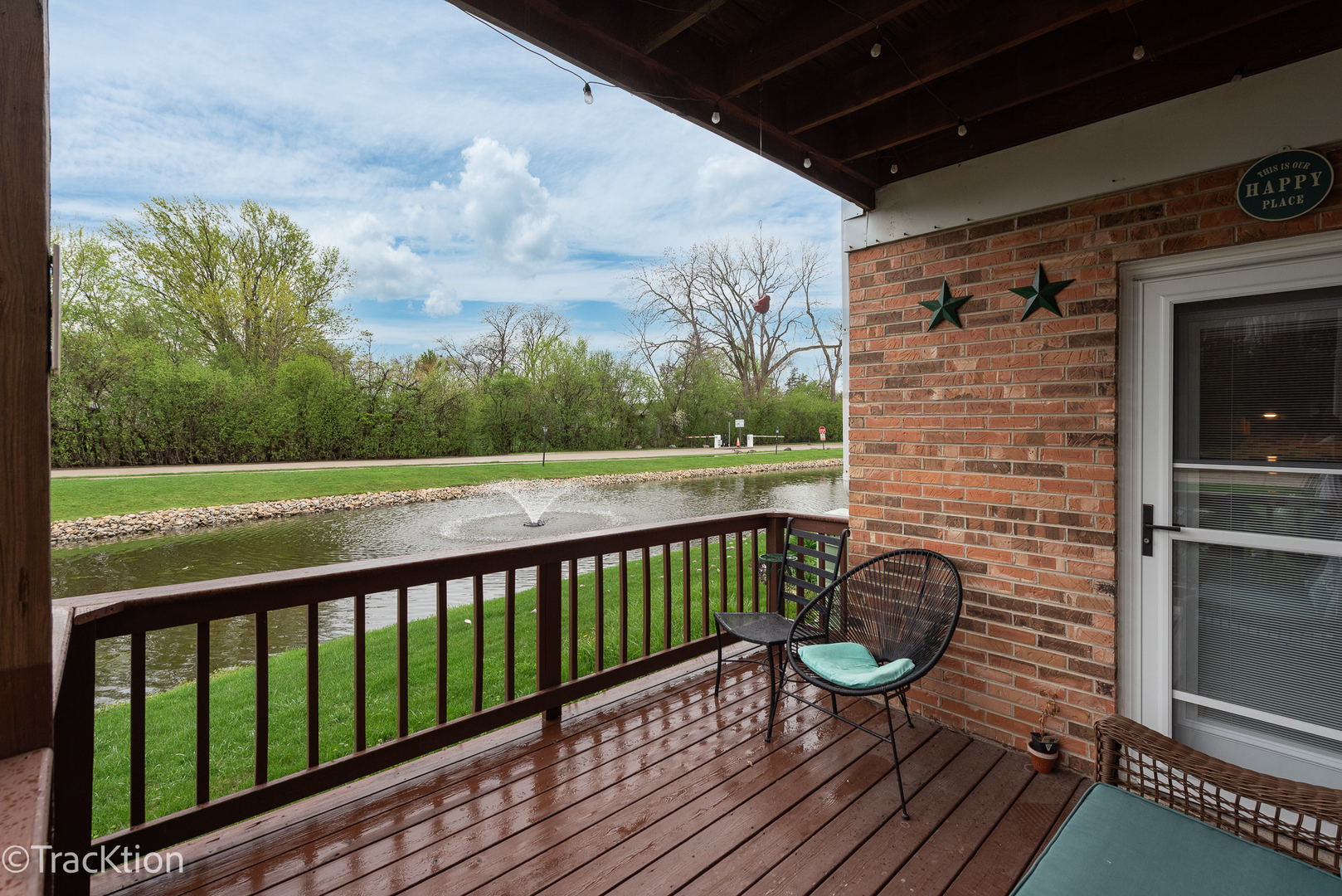 717 Maplewood Court #B, Willowbrook, IL 60527