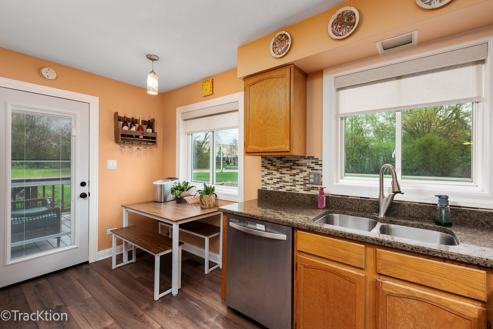 717 Maplewood Court #B, Willowbrook, IL 60527