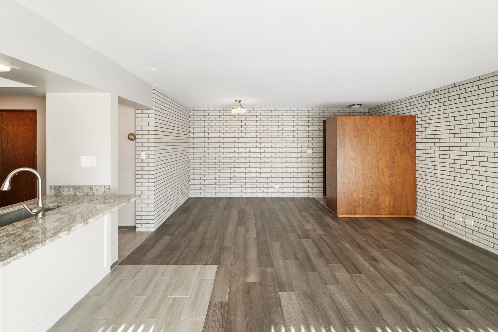 318 Walker Avenue #7, Highland Park, IL 60035