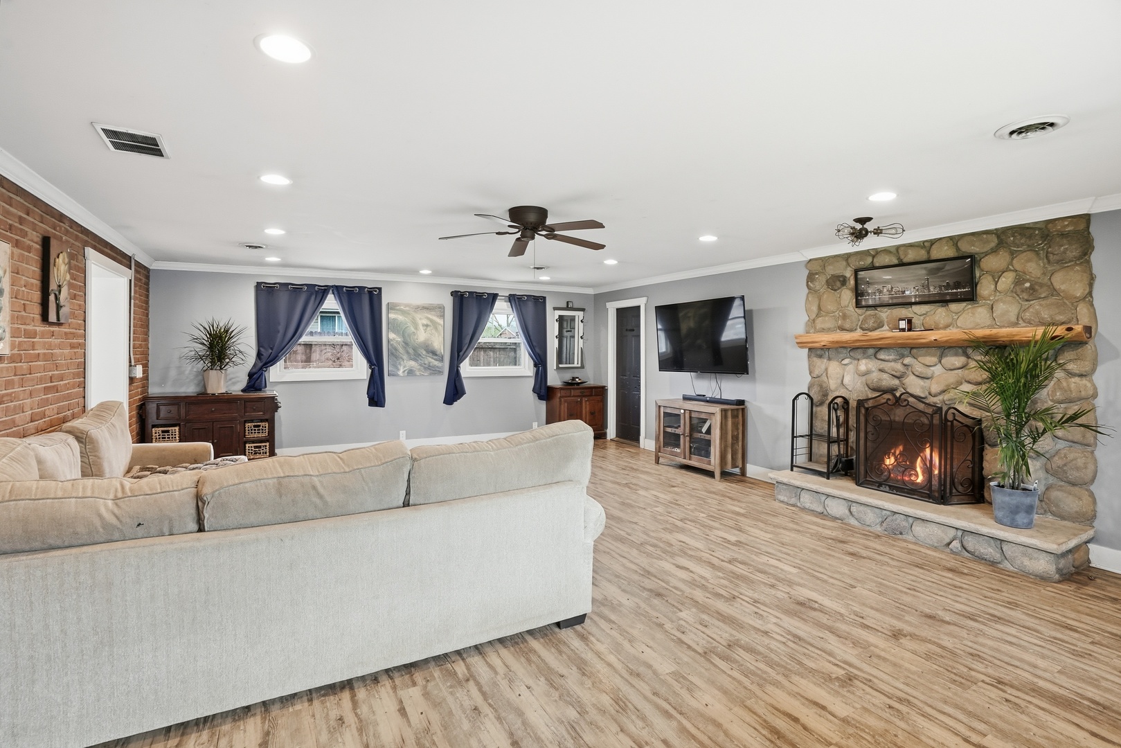 16651 S 88th Avenue, Orland Park, IL 60462