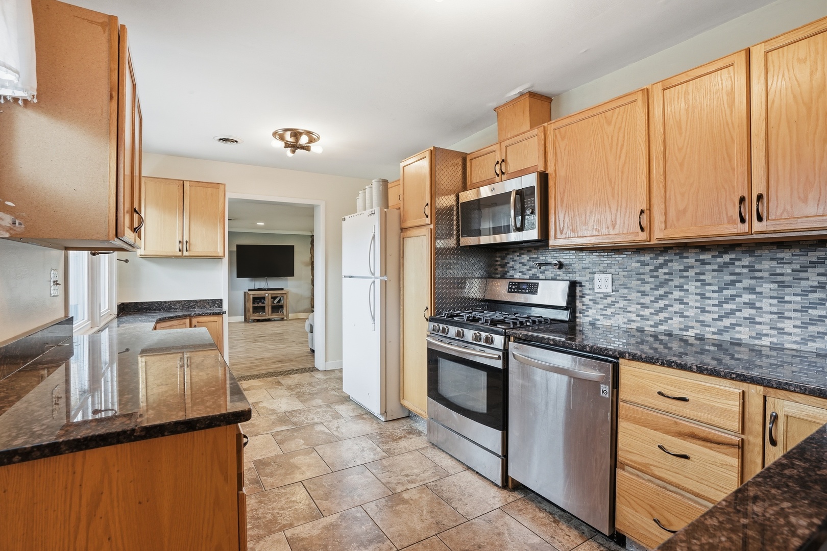 16651 S 88th Avenue, Orland Park, IL 60462