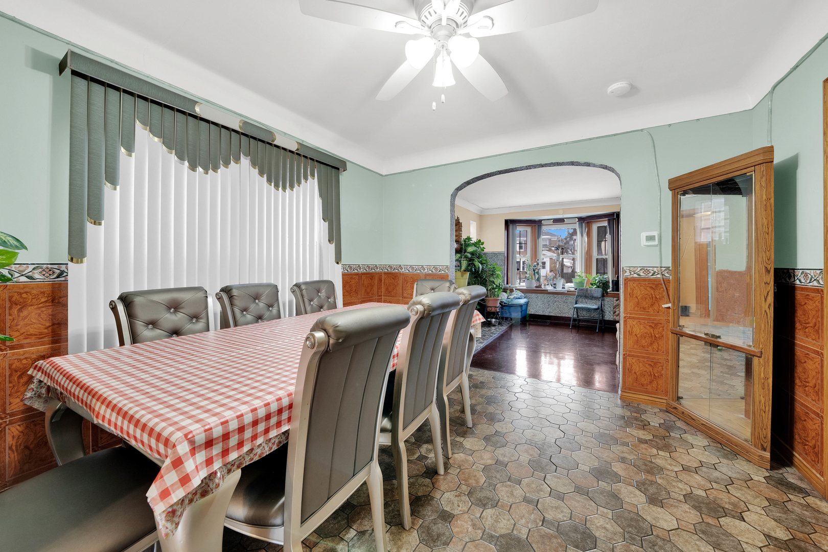 3520 Ridgeland Avenue, Berwyn, IL 60402