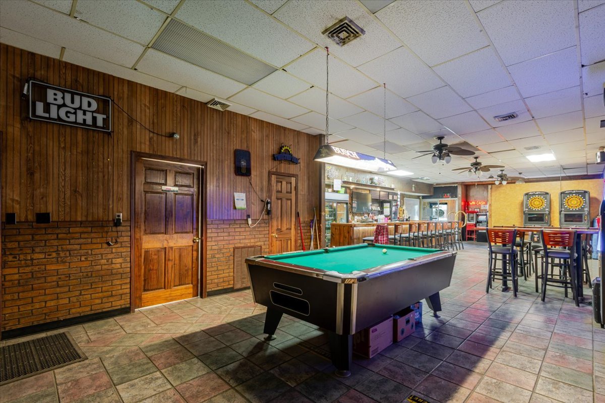 206 W Locust Street, Fairbury, IL 61739